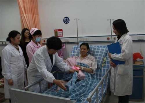 2024广州三代试管婴儿包生男孩费用多少？一个周期需要准备8万元，三代试管的